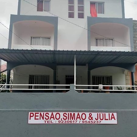 Pensao Simao & Julia Bed & Breakfast Orgaos Bagian luar foto