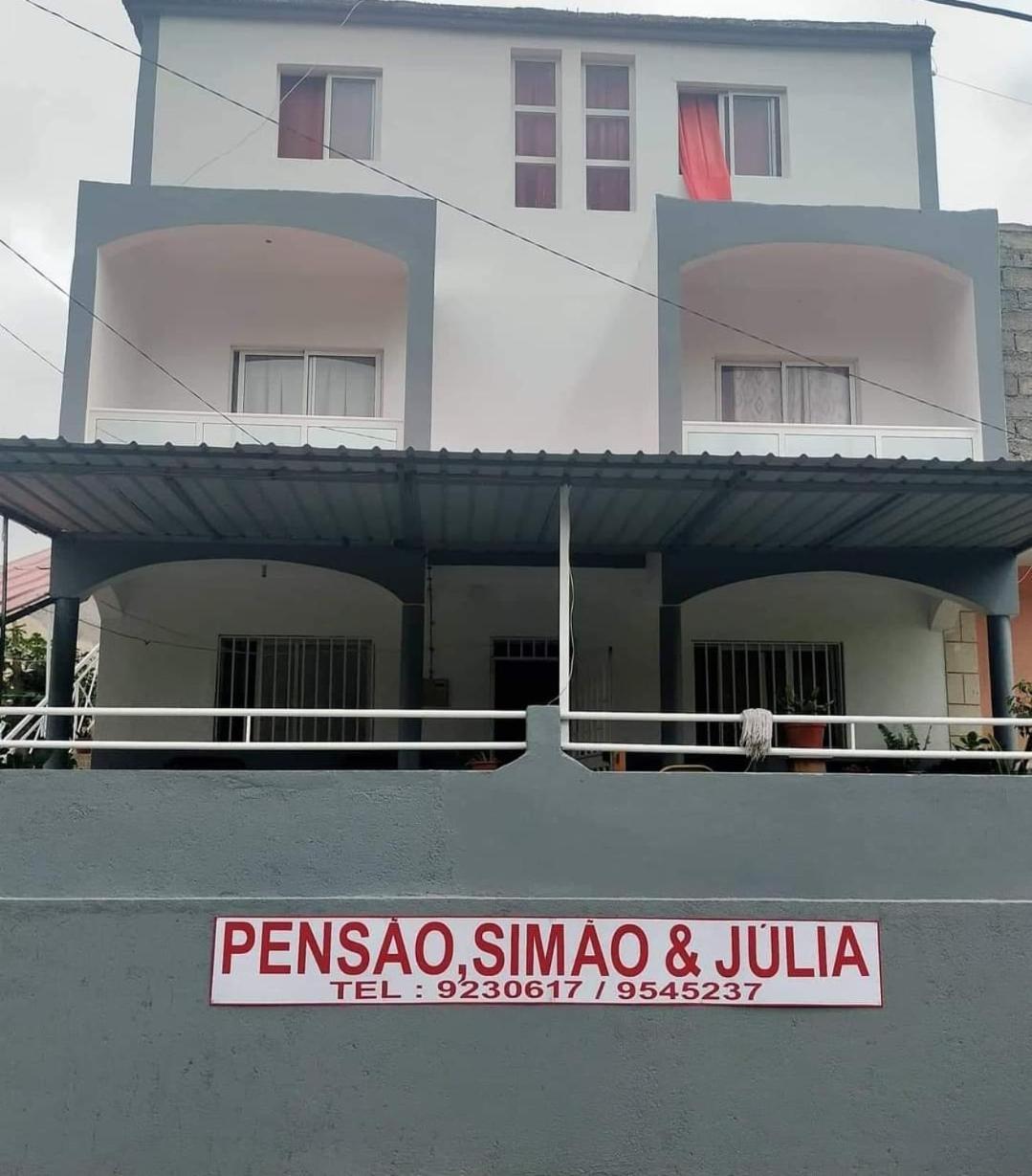 Pensao Simao & Julia Bed & Breakfast Orgaos Bagian luar foto