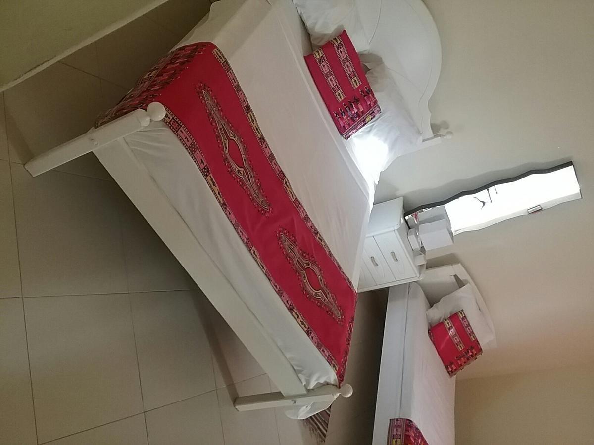 Pensao Simao & Julia Bed & Breakfast Orgaos Bagian luar foto